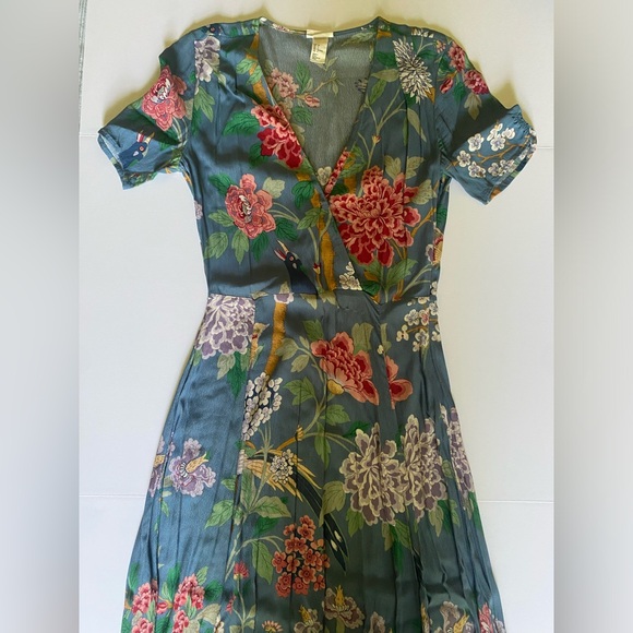 DRESS BUNDLE - mini, midi, midi-ish - Picture 3 of 4